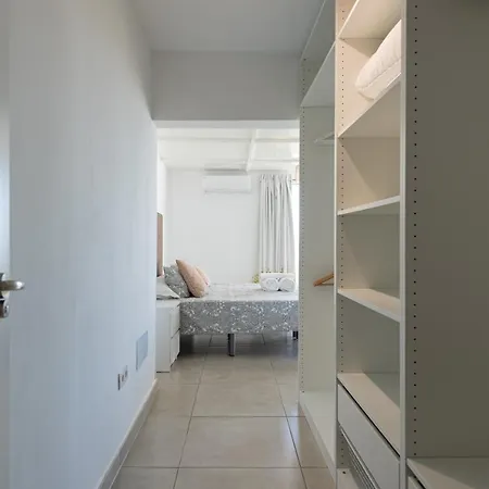 Suites Apartment *